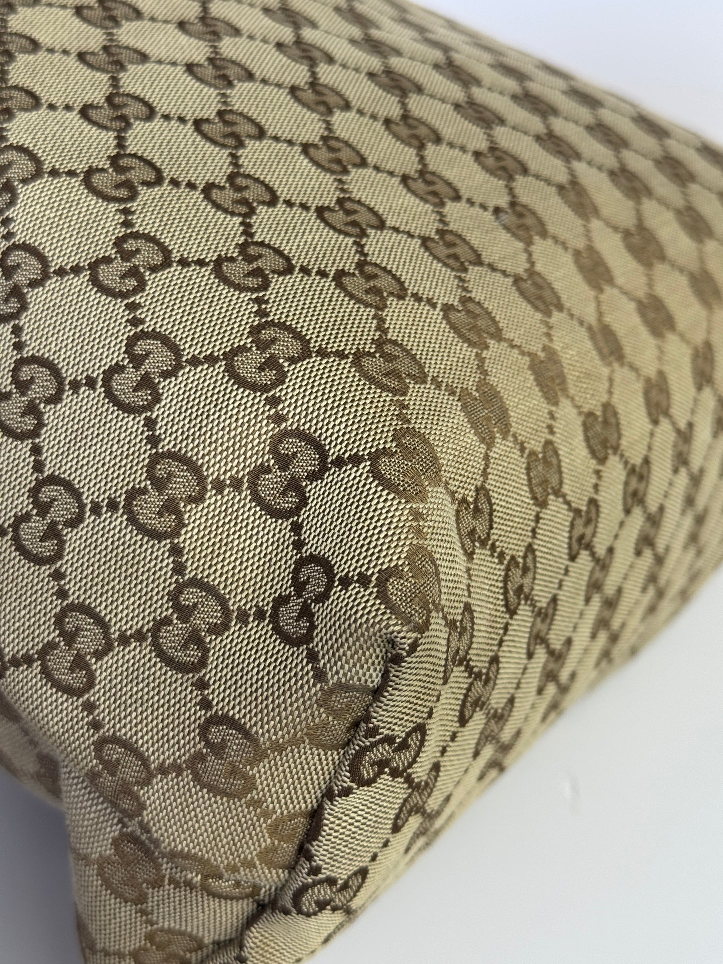 GUCCI Web Flat Messenger Green and Red Stripe Brown