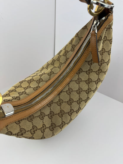 Gucci hobo Twist GG Canvas
