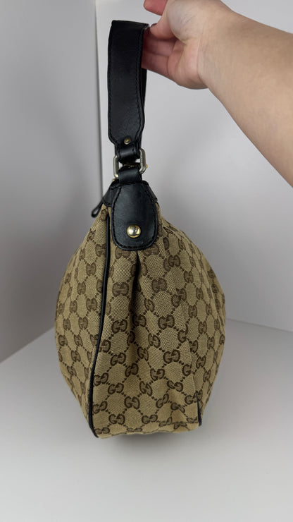 Gucci Sukey Hobo GG Canvas Medium