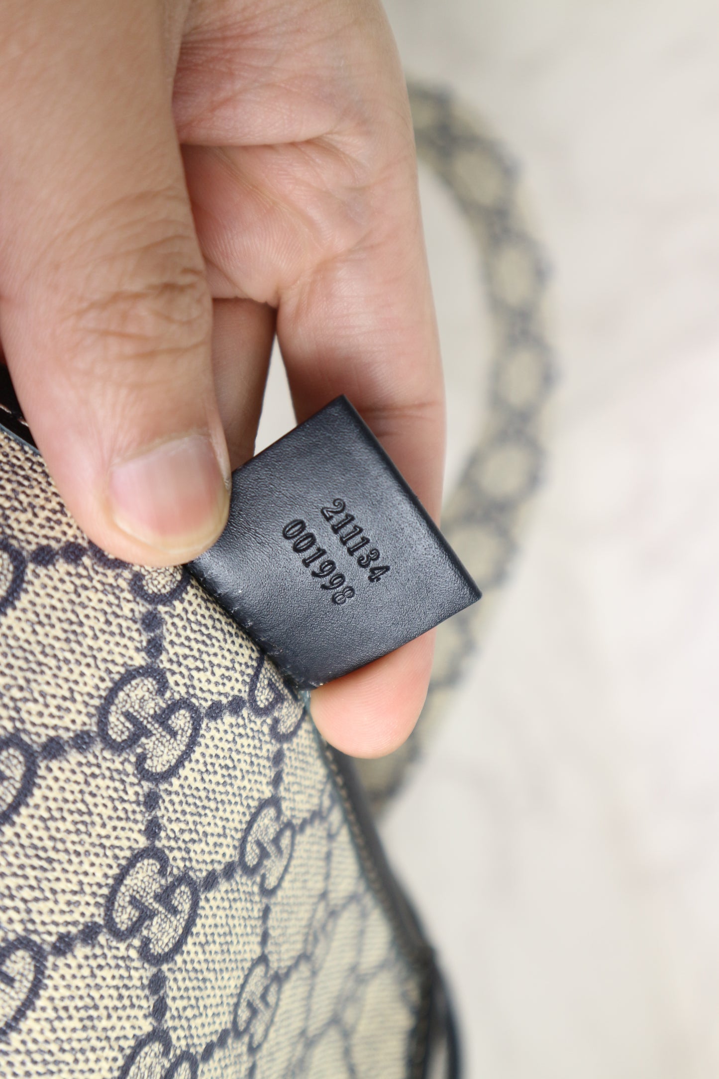 Gucci Web Loop Tote GG Supreme Navy