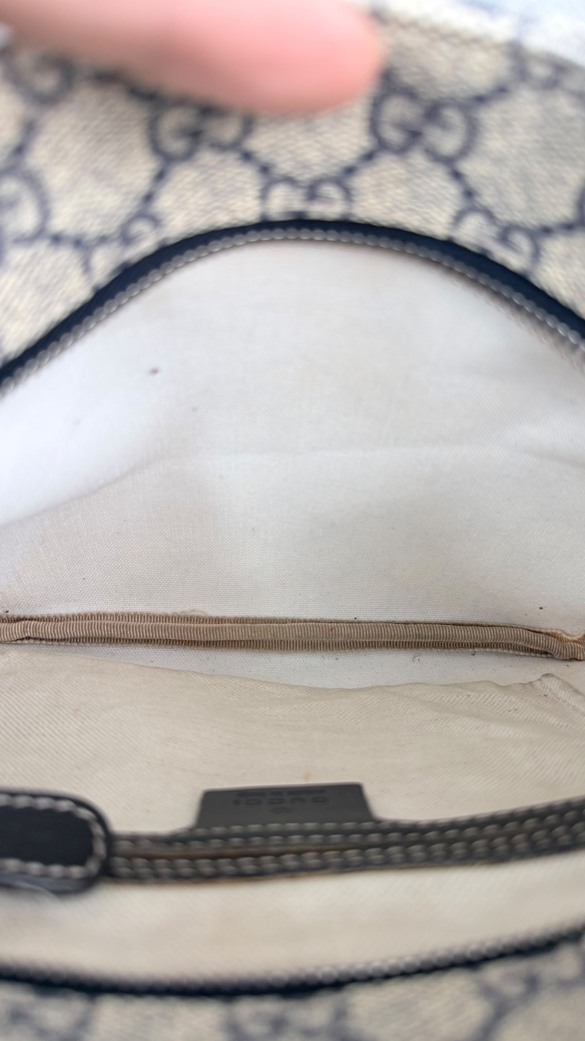 GUCCI Flat Small Crossbody Gg Camvas NAVY