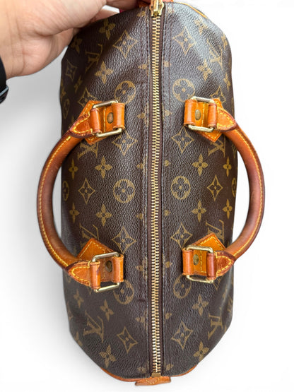 Louis vuitton speedy monogram 30