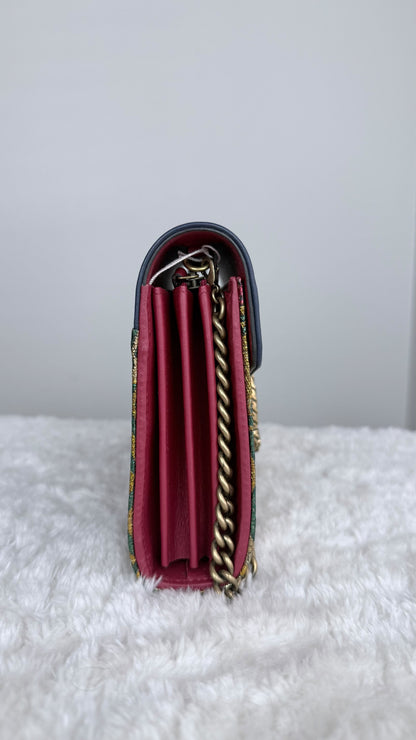 GUCCI Brocade Dionysus Wallet on chain