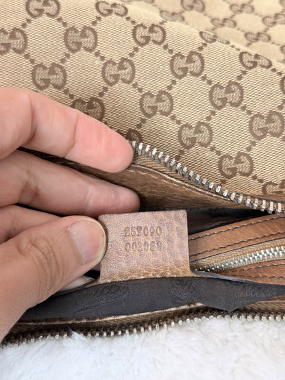 Gucci Hobo GG Canvas shoulder brown