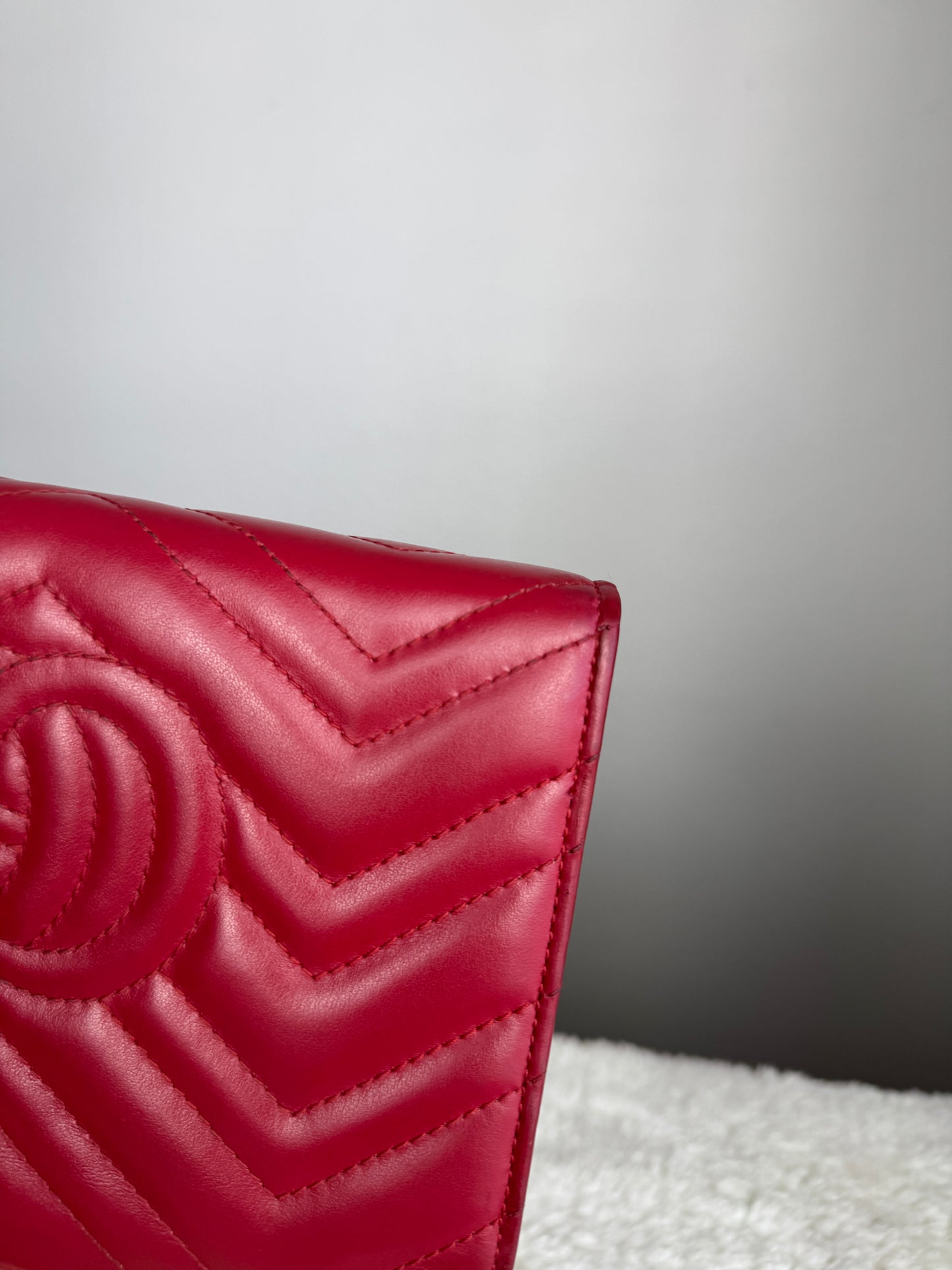 GUCCI GG Marmont Chain Wallet Matelasse Leather Red