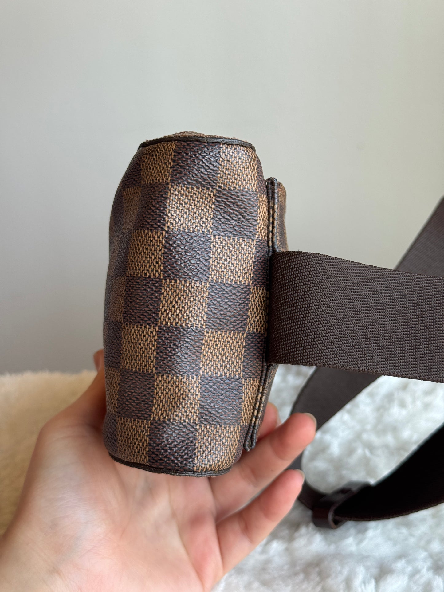 LOUIS VUITTON Damier Ebene Geronimos Sling bag