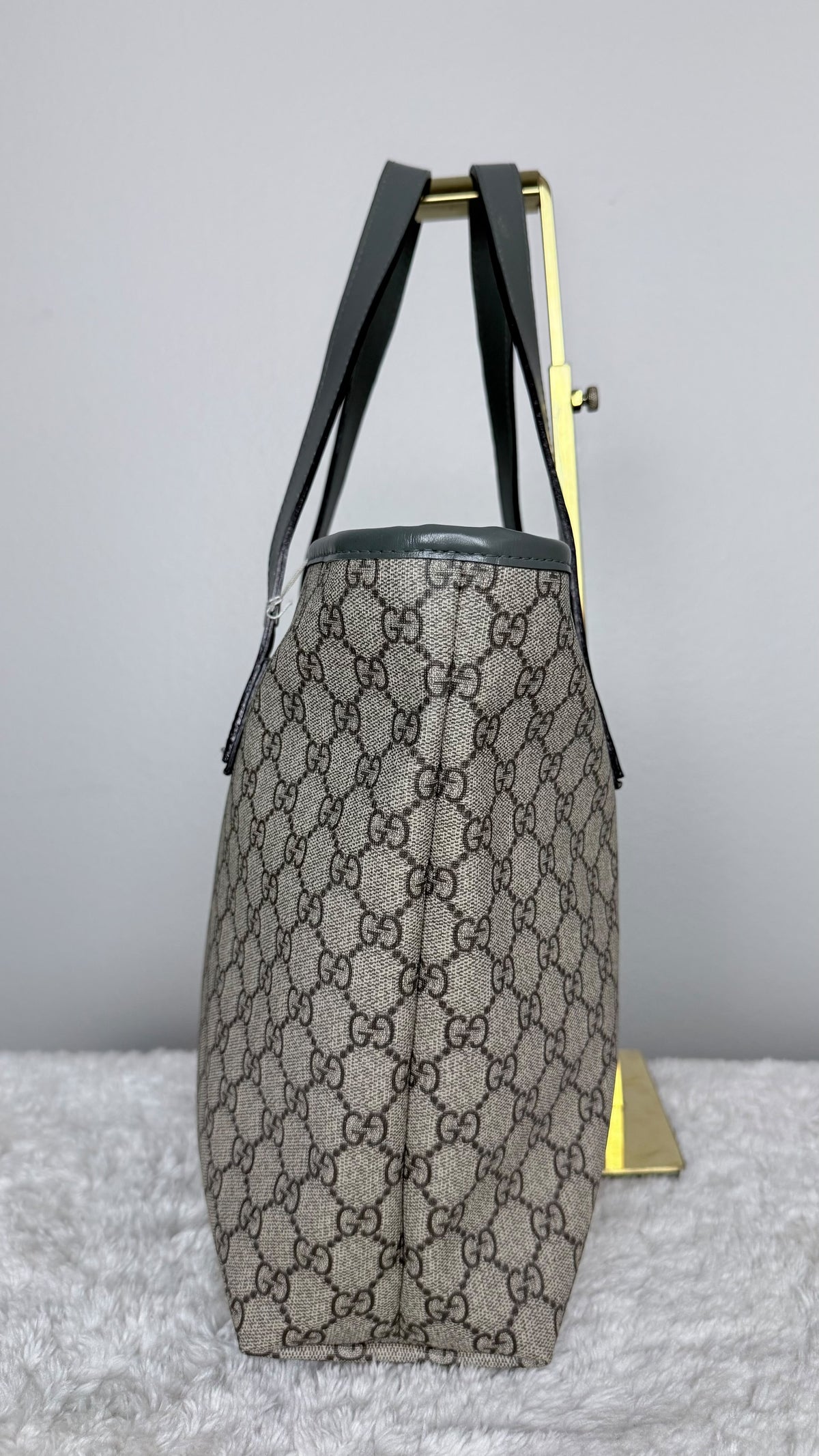 GUCCI Tote medium GG Supreme Coated canvas Dark Grey