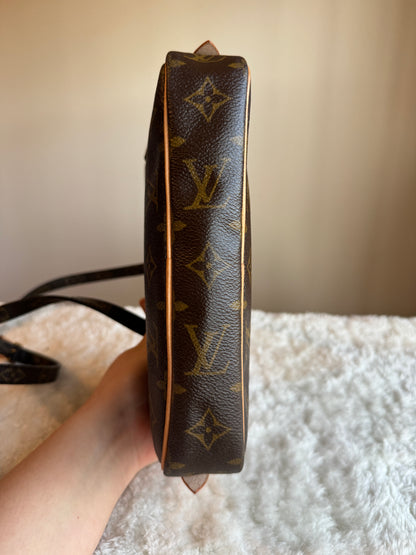 LOUIS VUITTON Pochette Marly Bandouliere bag Monogram