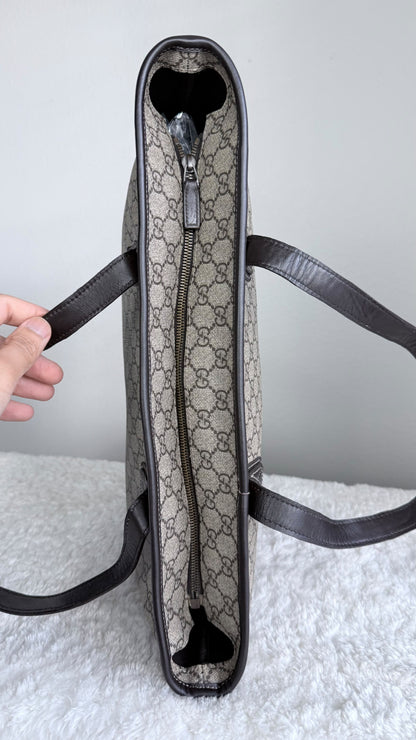 GUCCI Tote Medium GG Supreme Coated canvas brown