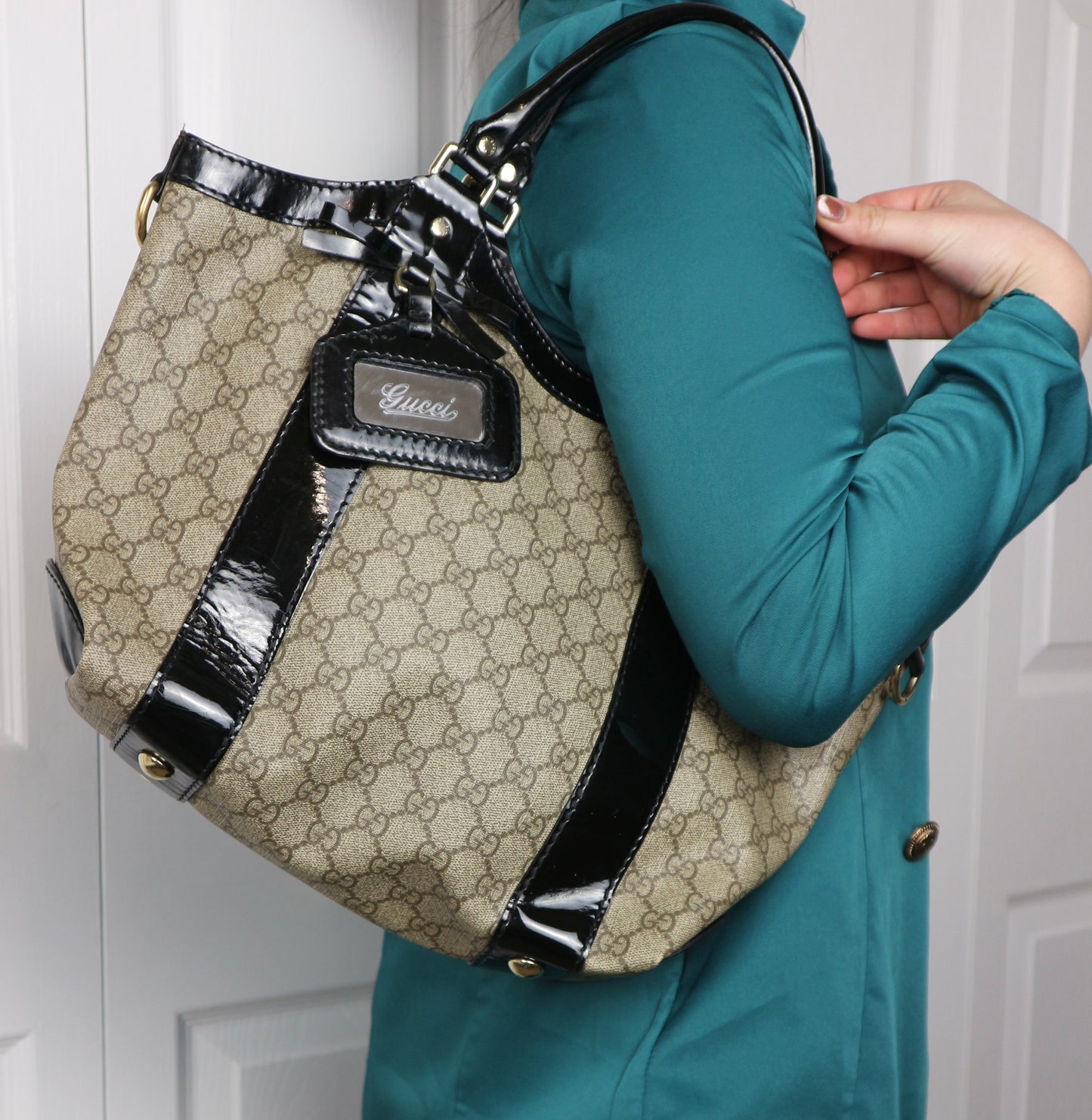 Gucci GG Supreme Ribbon Tote Coated Canvas Bag