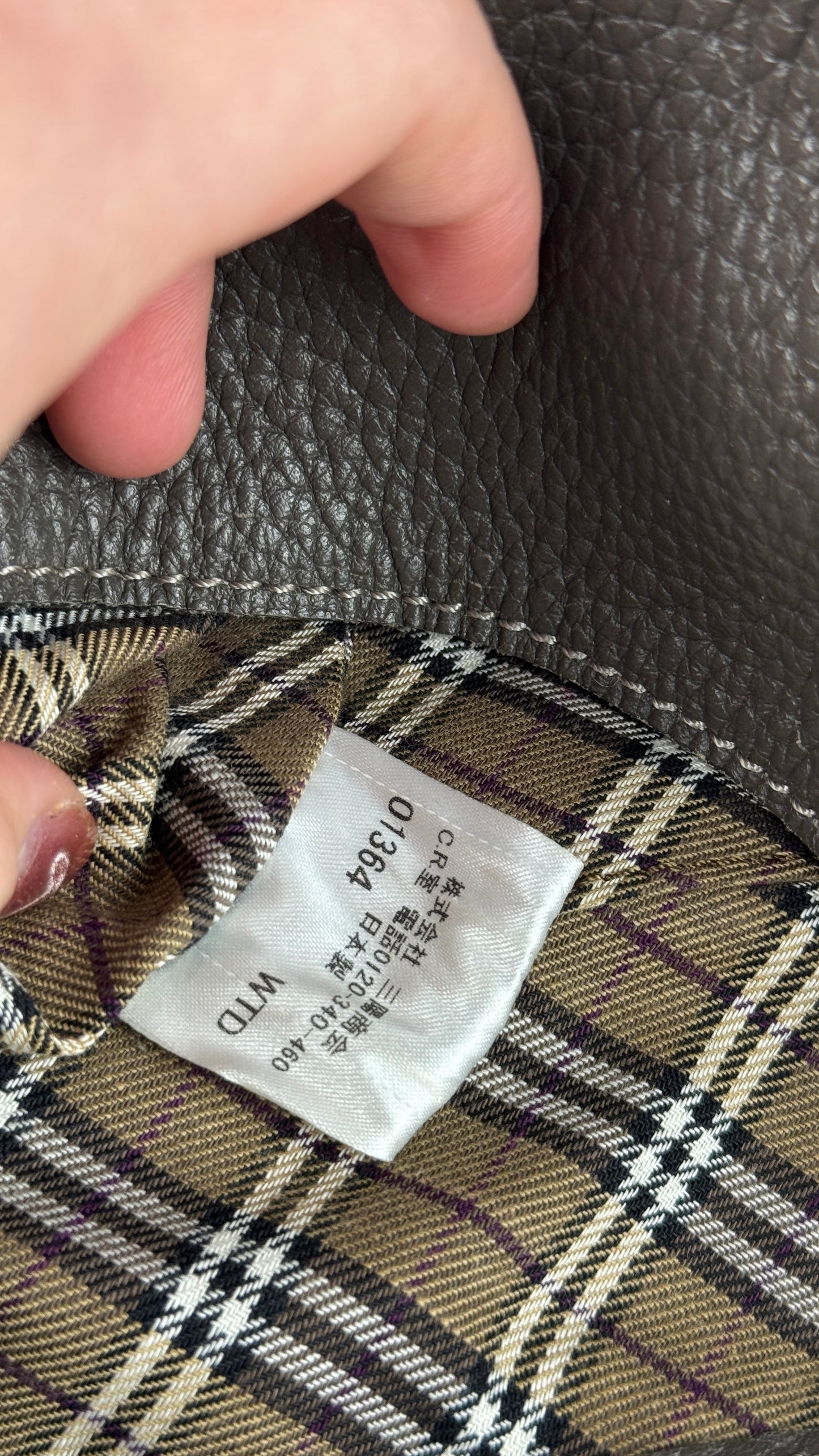 Burberry Bucket Grey Leather With Exterior Zip Pockets