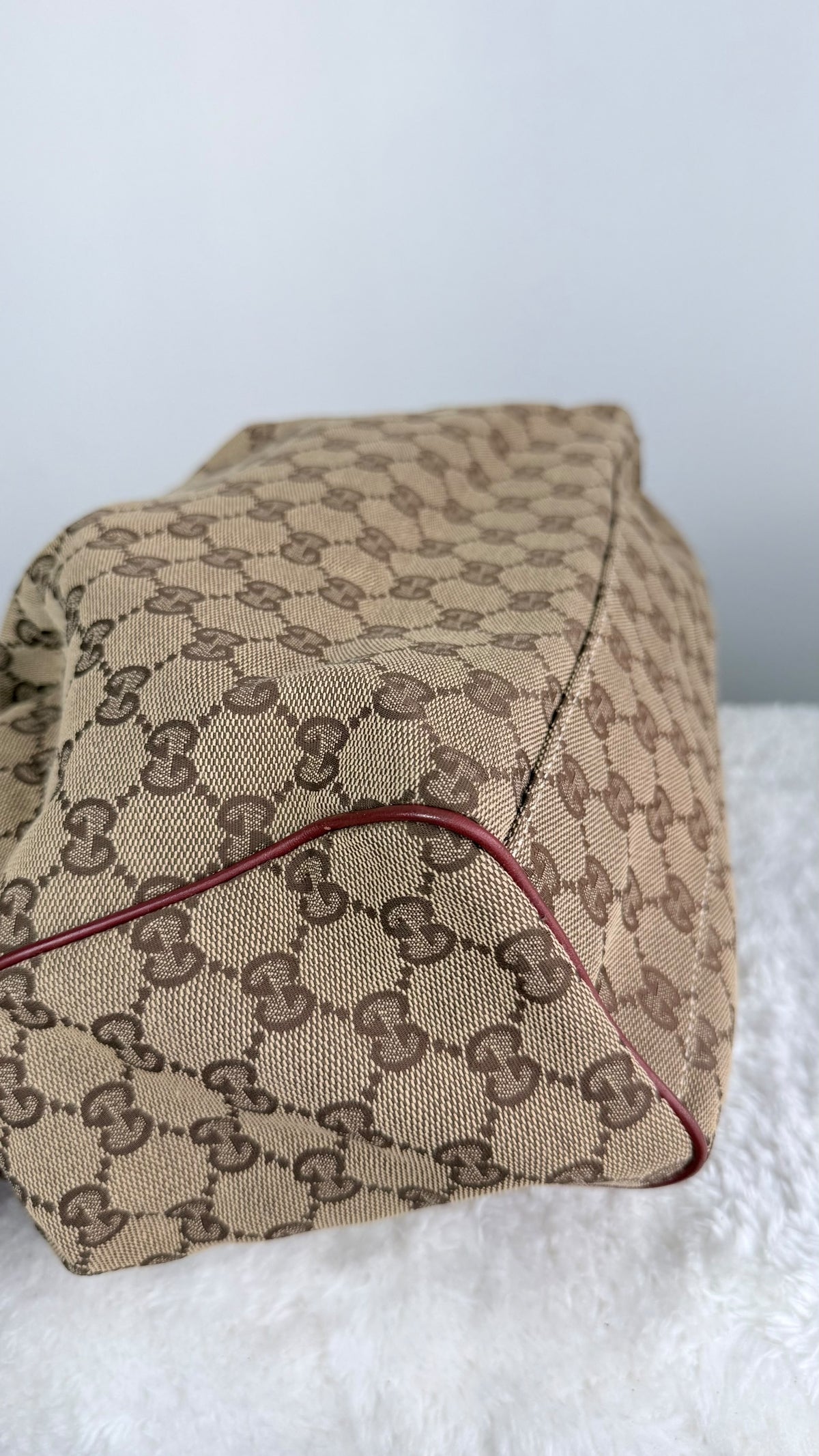GUCCI Sukey Hobo GG Canvas Red