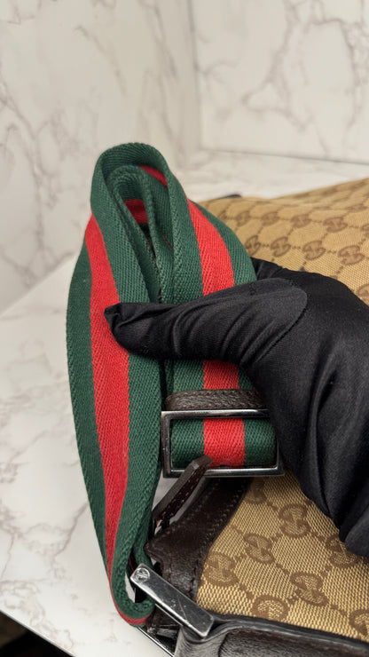 Gucci Half-Moon Wen Strap hobo brown