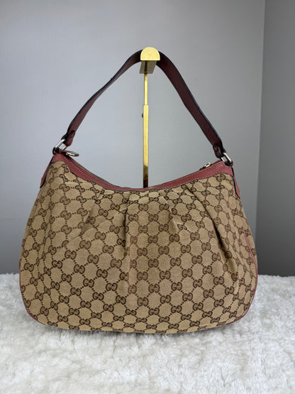 GUCCI Sukey Hobo GG canvas Medium