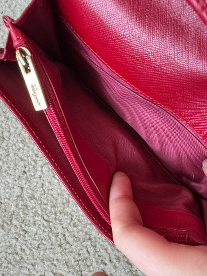 Ferrragamo vara Bow saffiano red