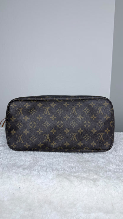 LOUIS VUITTON Neverfull MM Monogram