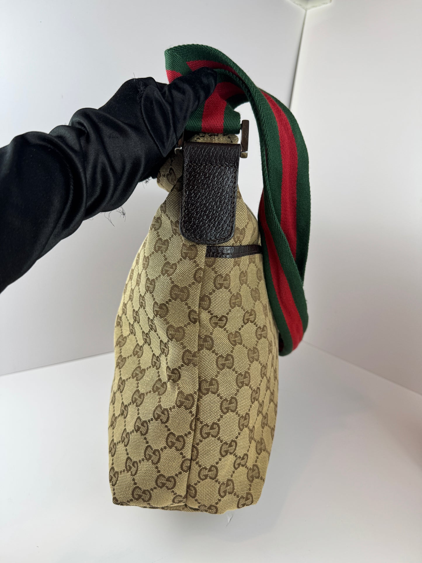 Gucci Web Flat Messenger GG Canvas Brown