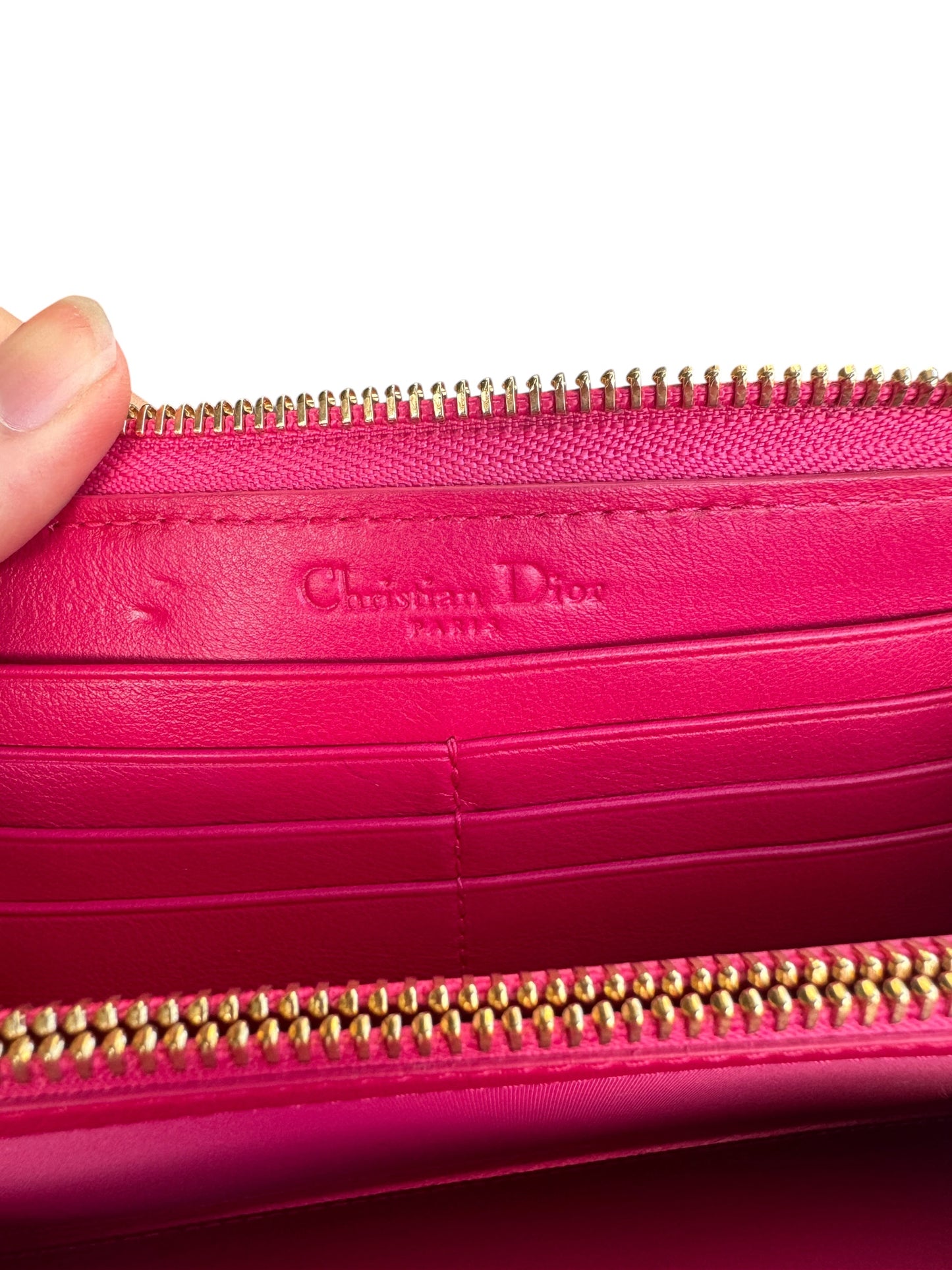 WA4👛Dior Long wallet zippy Red (COA Included) retail $1350