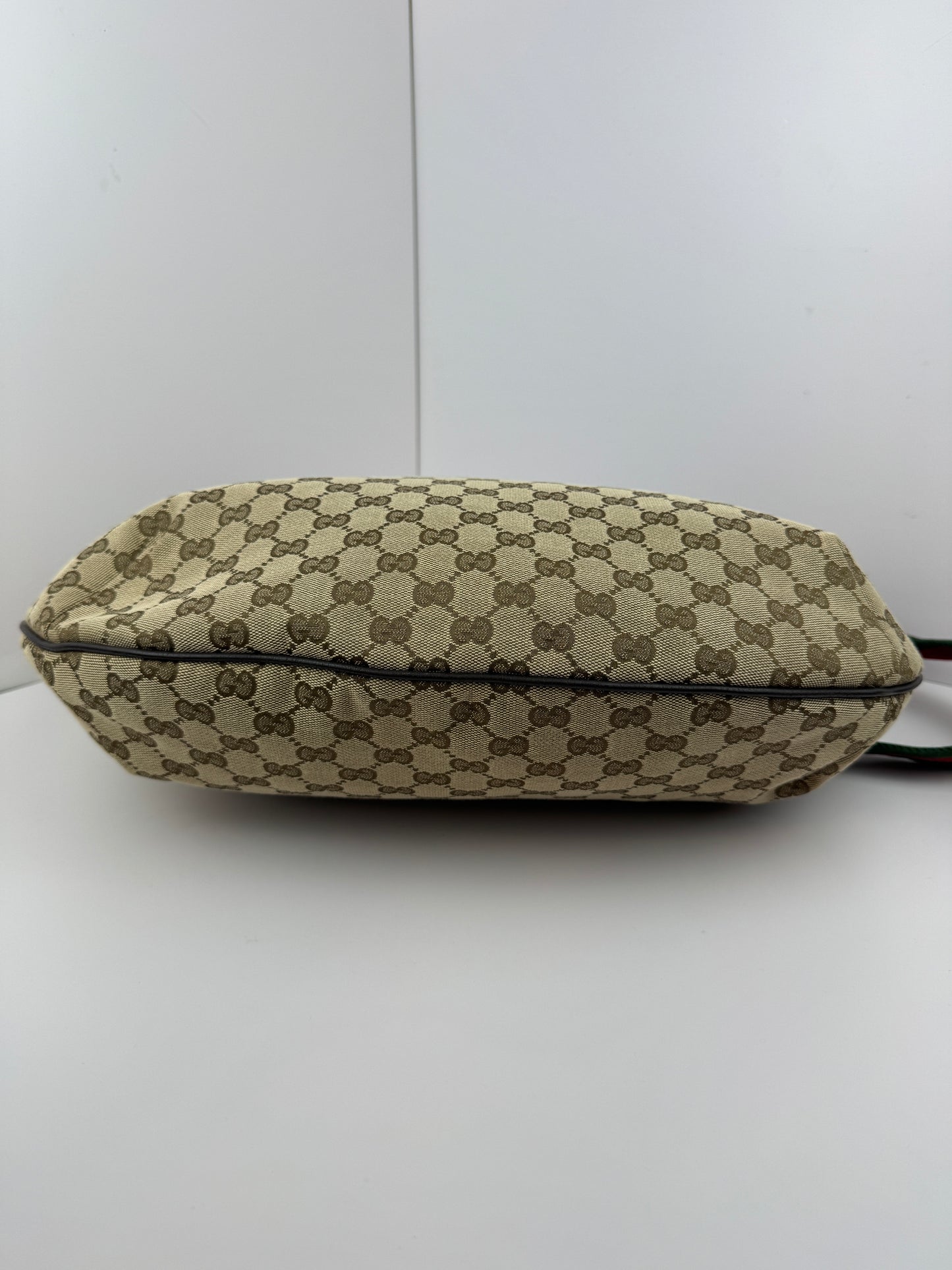 Gucci Half Moon Large Crossbody or Hobo Sherry line Strap