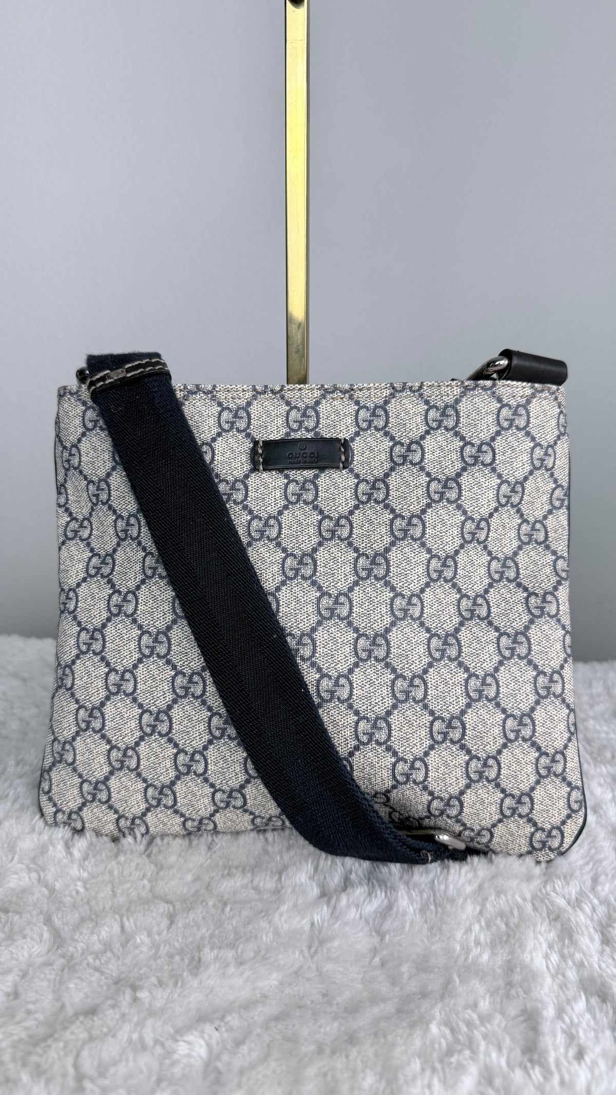 GUCCI Flat Small Crossbody Gg Camvas NAVY