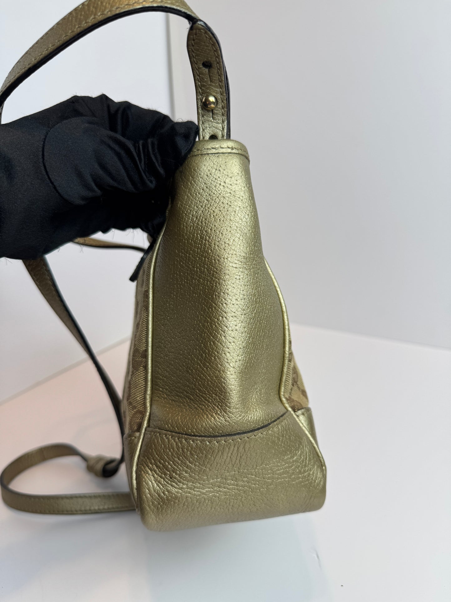 GUCCI Bree GG Canvas Small