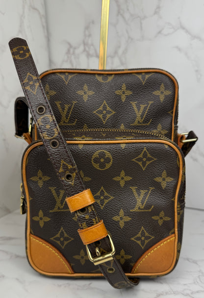 Louis Vuitton Amazon Monogram Crossbody