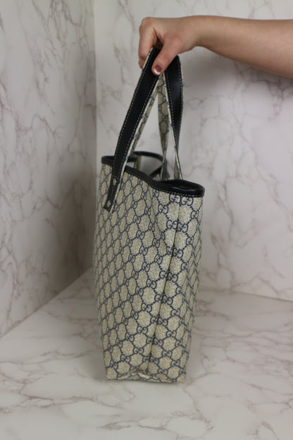 Gucci Web Loop Tote GG Supreme Navy