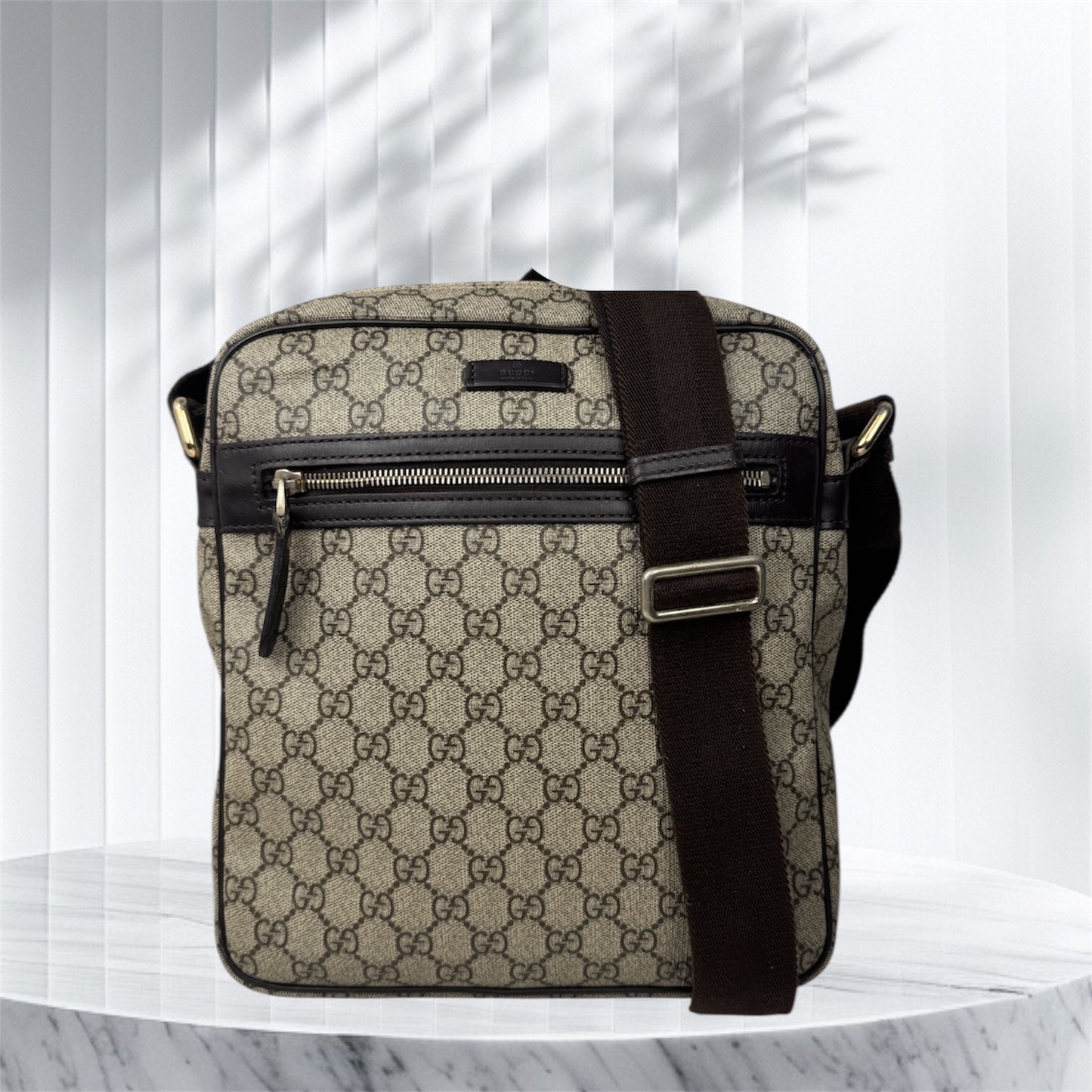 Gucci GG Supreme Canvas Crossbody Brown