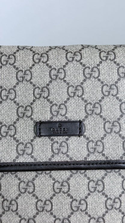GUCCI Flap Crossbody GG Supreme Coated canvas Brown