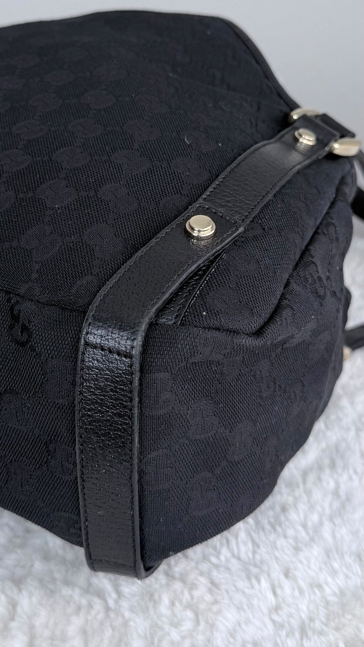 GUCCI Hobo Abbey GG Canvas Black