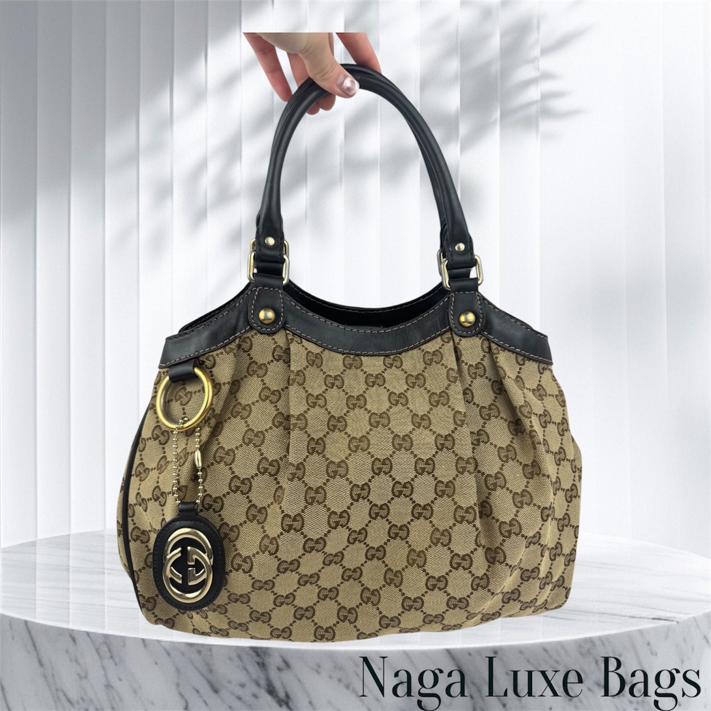 Gucci sukey GG Canvas Medium