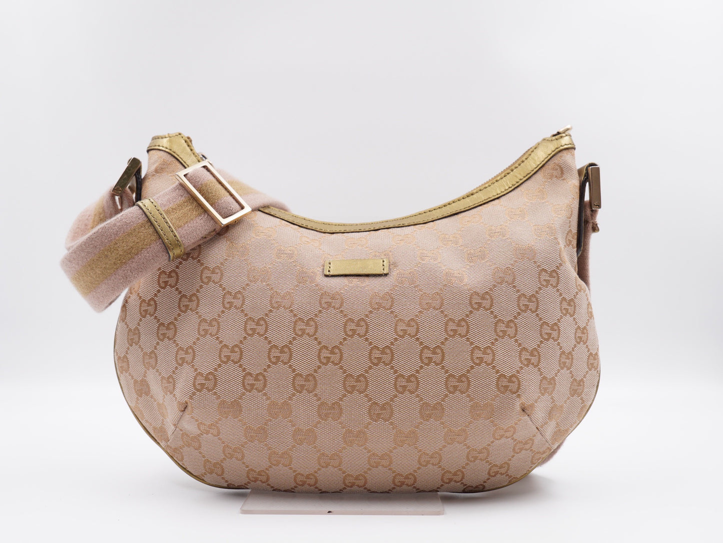 GUCCI Half-moon GG Canvas Crossbody Bag (Vintage)