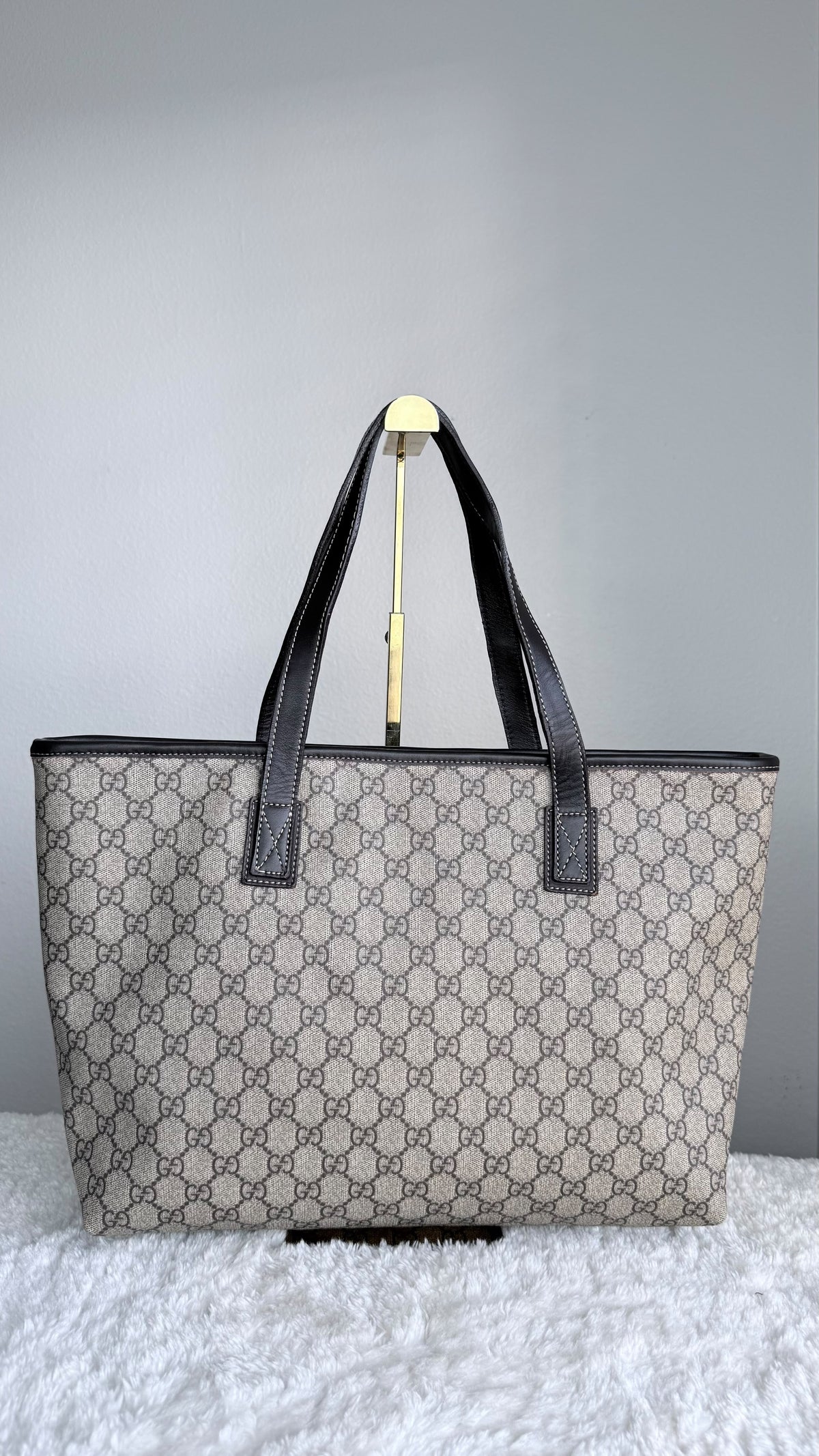 GUCCI Tote Medium GG Supreme Coated canvas brown