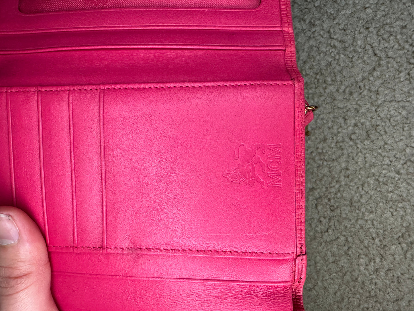 Mcm Wallet Trifold Pink