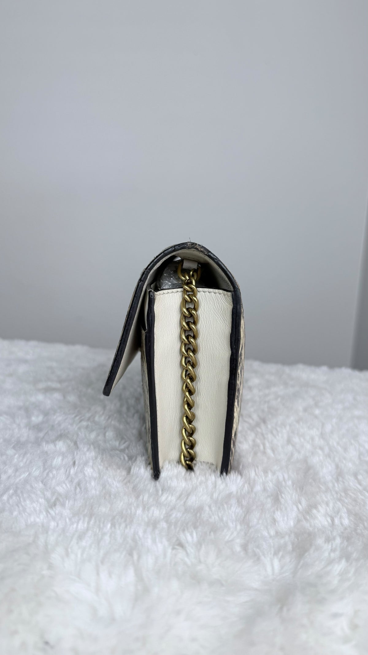 GUCCI Bee Queen Margaret Snakeskin chain wallet Crossbody