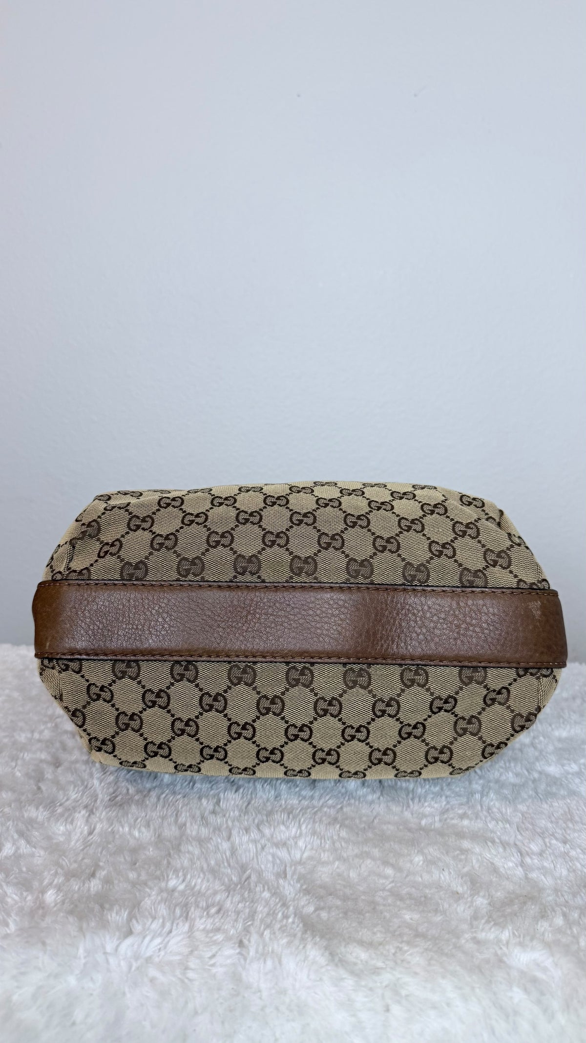 Gucci Hobo GG Canvas shoulder brown