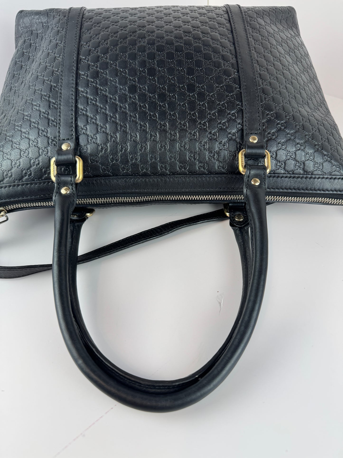 Gucci Soft Microguccdssima small Zippered Satchel Black