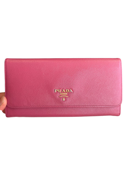 WA2👛 Prada continental flap wallet (COA Included) retail $995