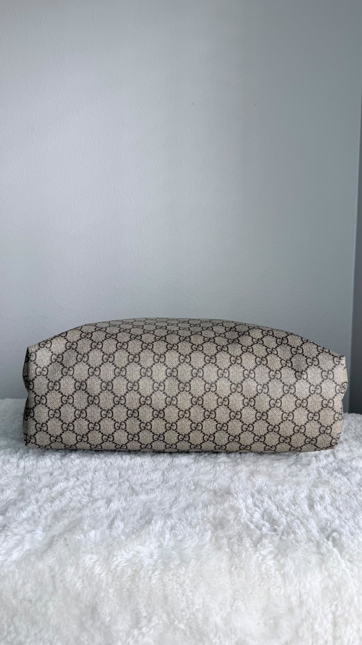 GUCCI Tote Medium GG Supreme Dark brown