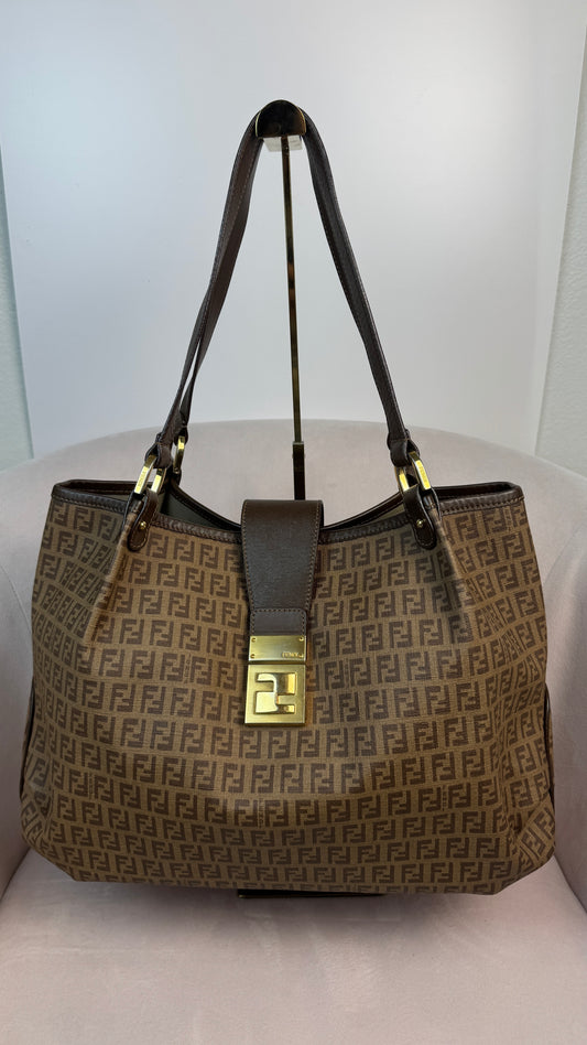Fendi Zucchino Spalmati Chiusura tote bag in brown coated canvas with brown leather trim