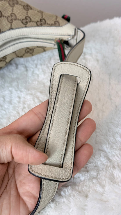 GUCCI Web bow Hobo GG Canvas white