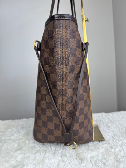 LOUIS VUITTON Neverfull Damier MM 2011