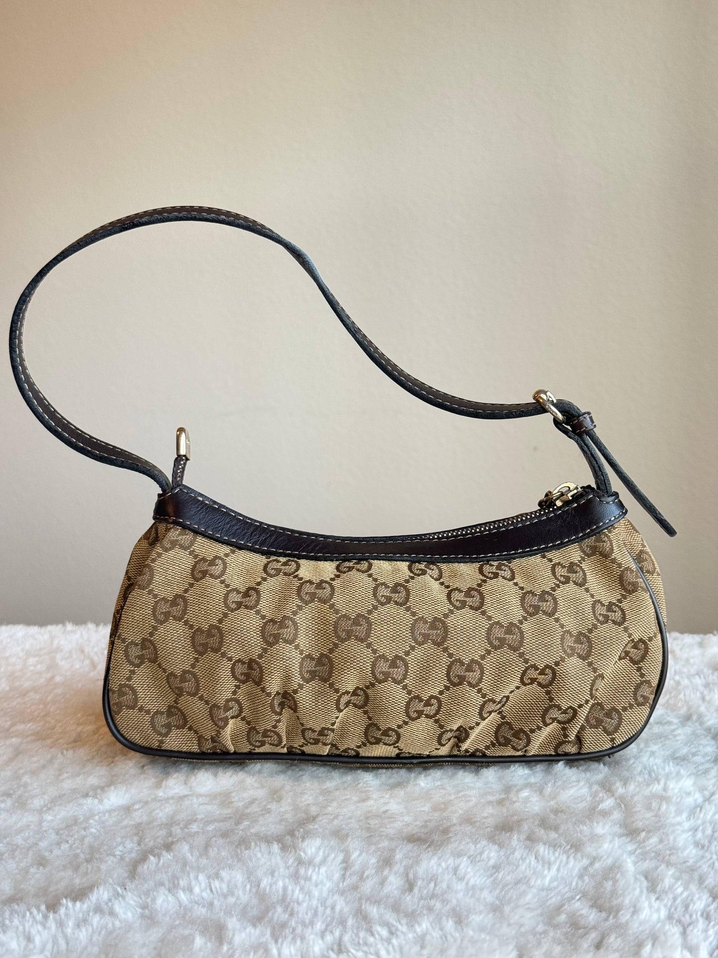 GUCCI Lovely Heart GG Canvas Brown