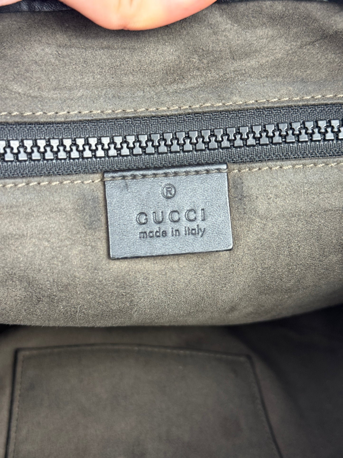 GUCCI Buckle Flap Messenger Gg Supreme Coated Canvas Black