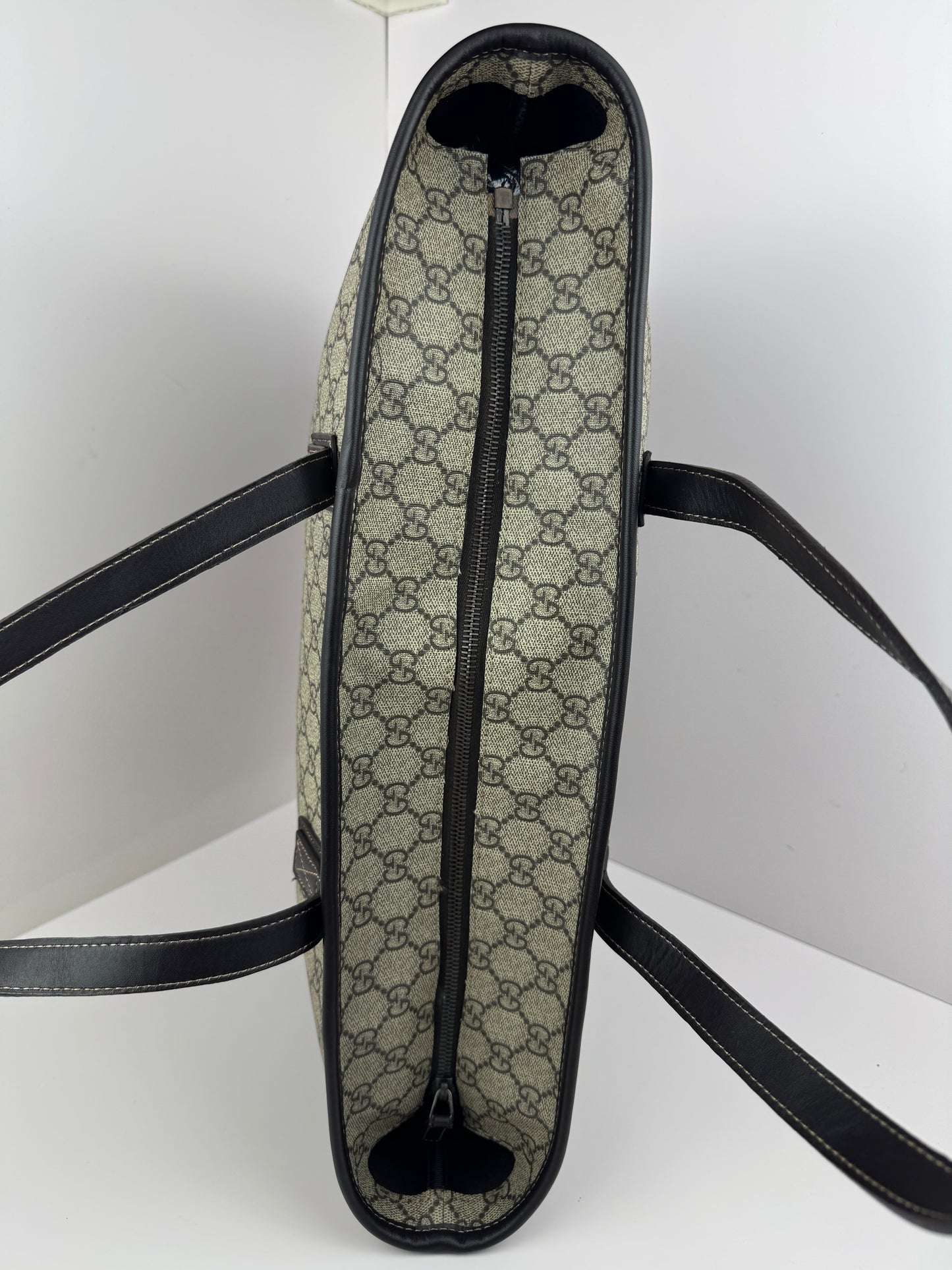 Gucci Tote Medium GG Supreme Coated canvas