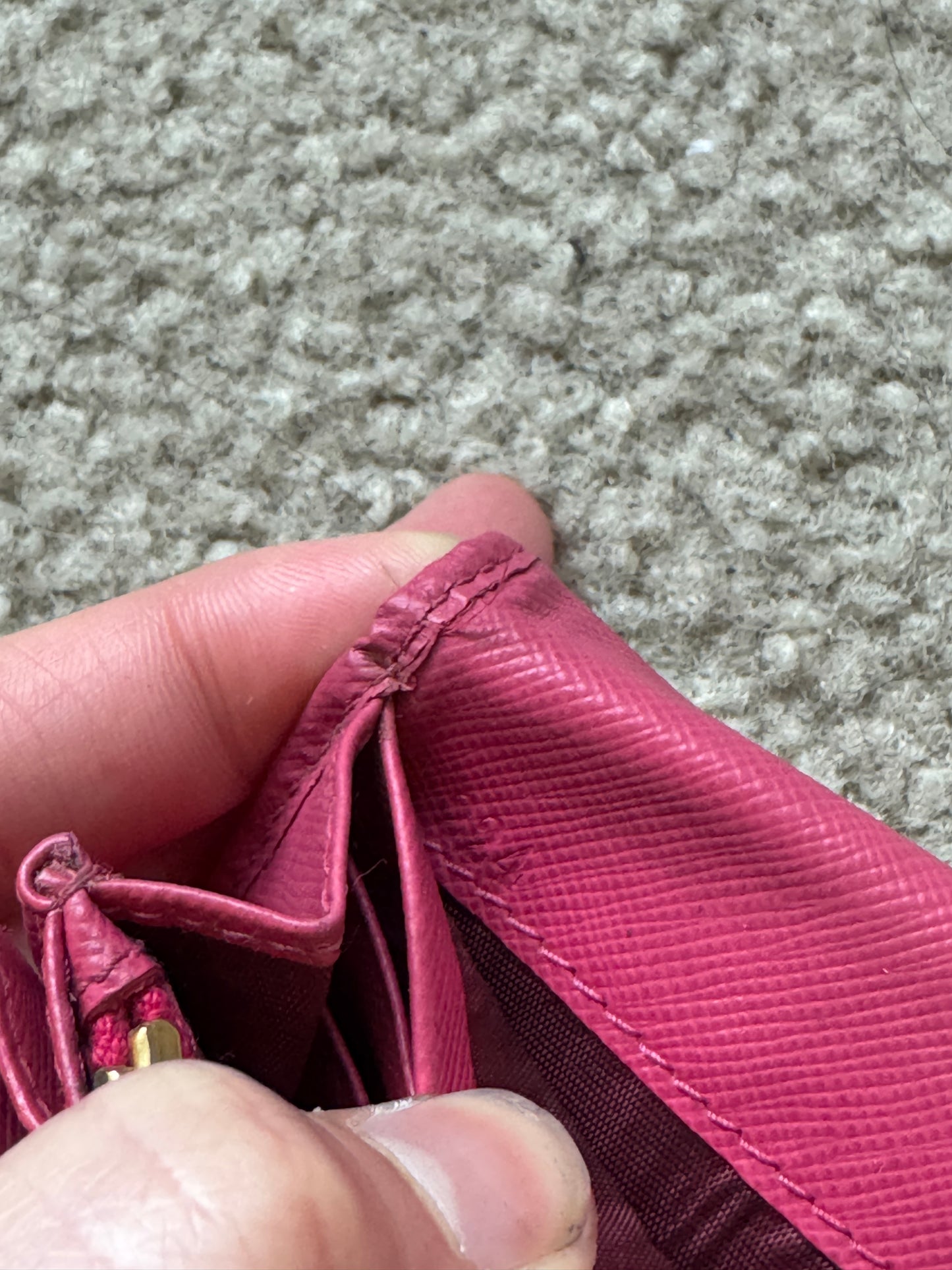 Prada saffianon Pink wallet