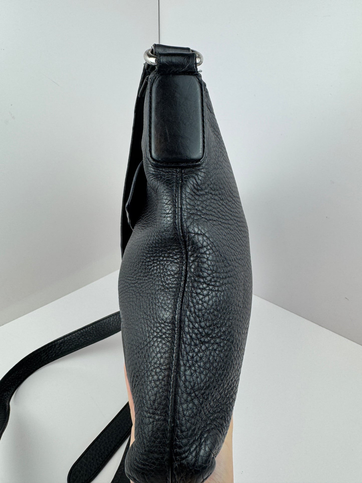 GUCCI Interlocking GG Leather Messenger Black