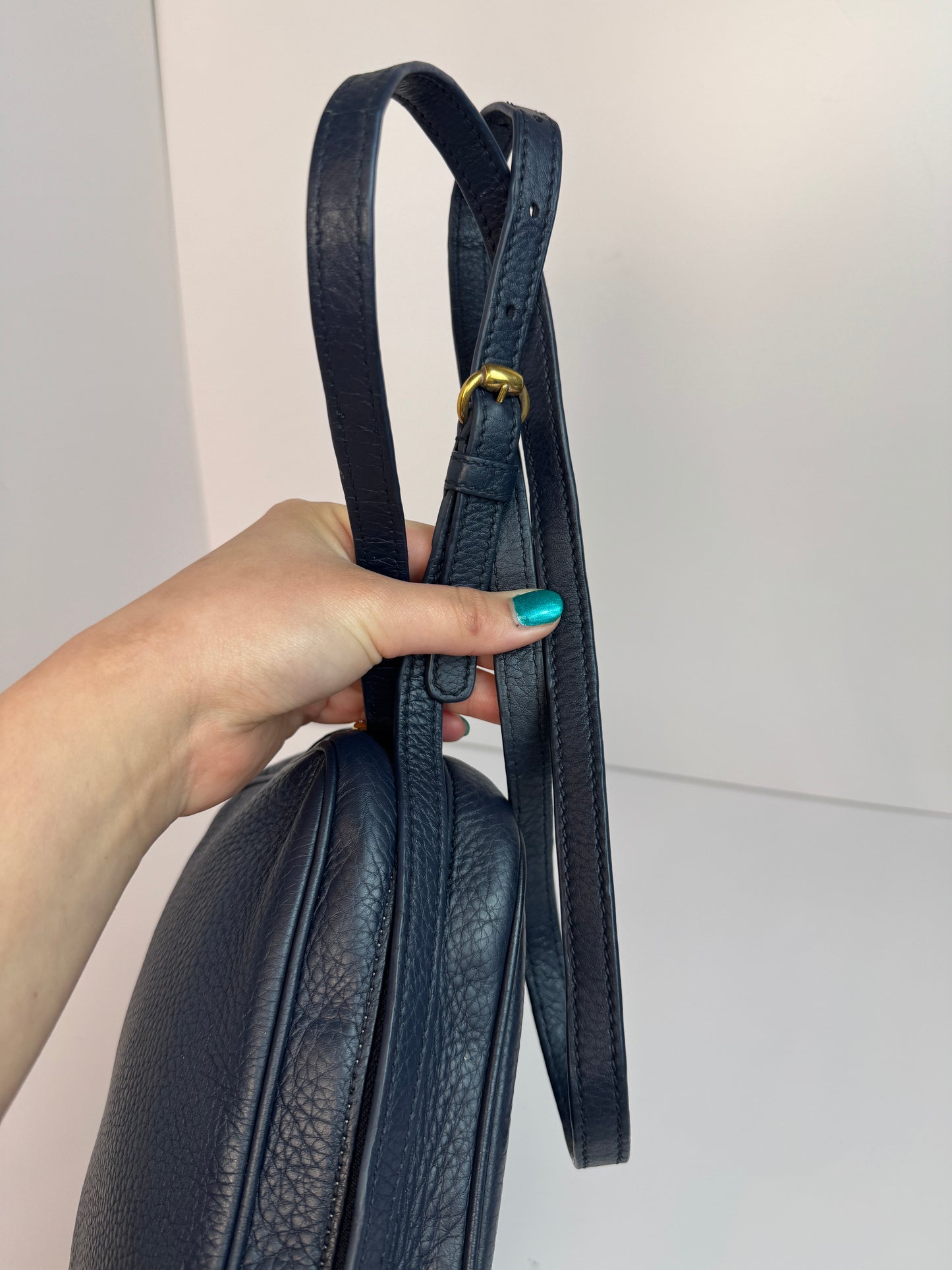 Gucci Soho Disco Camera bag in Navy leather Crossbody