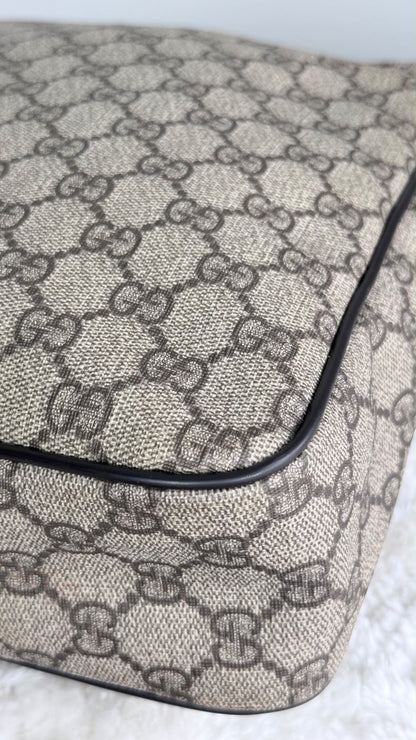 GUCCI Front Zip Messenger GG Coated Canvas Brown