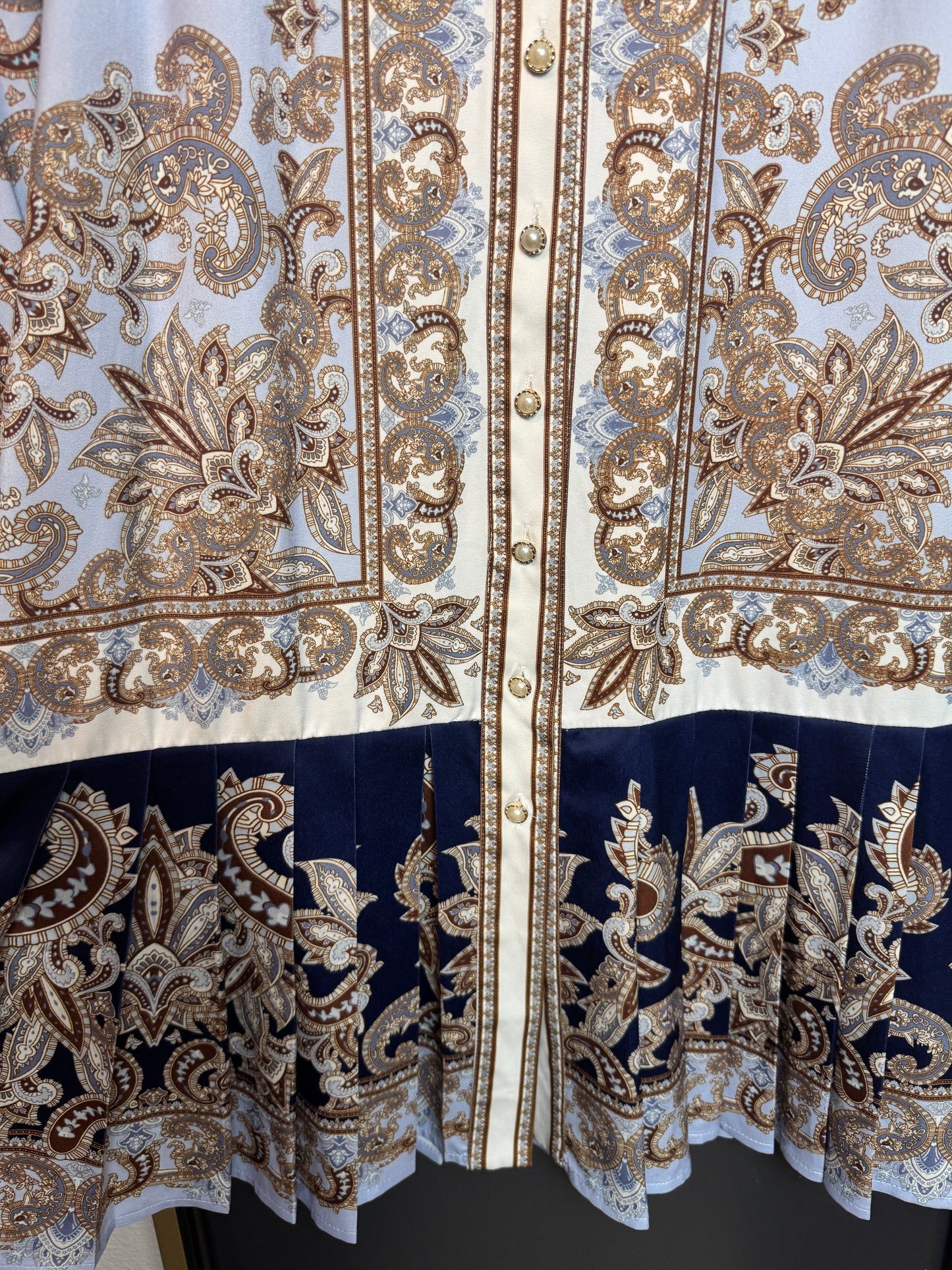 D15👗Royal Baroque Shirt Dress – Pre-Owned (All Sales Final) 💙✨